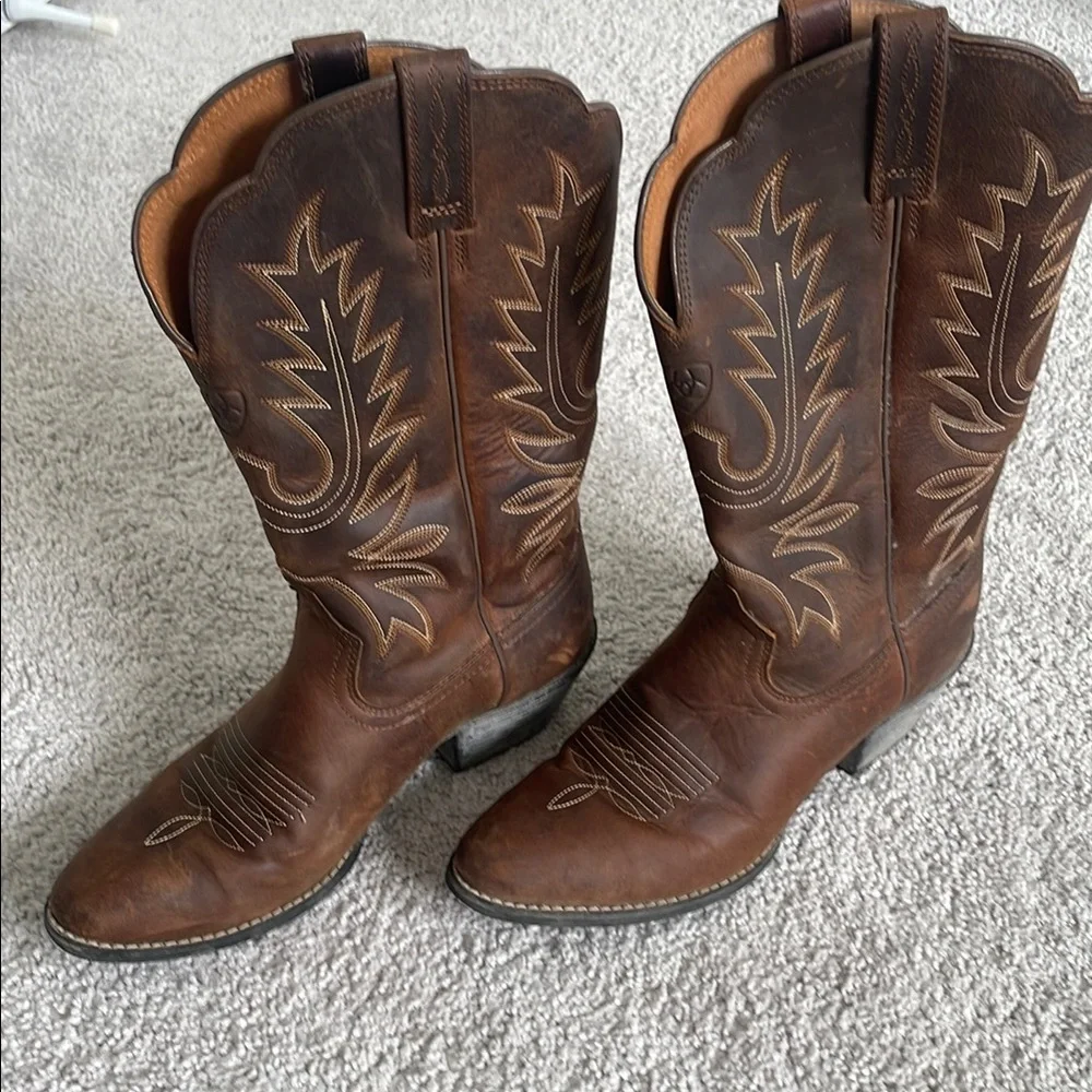 Ariat Women's Heritage R Toe Western Boot, Brown - Size 7.5 - Picture 2 of 5